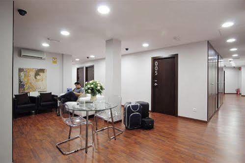 Dormavalencia Hostel Regne Dış mekan fotoğraf